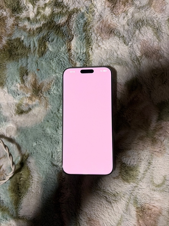 iPhone 16 Pro Max 256GB au（スマホ）の商品画像 - 査定依頼日：2026年3月25日 - 最高査定価格：130,000円