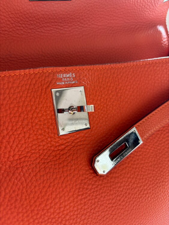 ケリー32cm（ブランドバッグ）の商品画像 - 査定依頼日：2025年5月27日 - 最高査定価格：600,000円