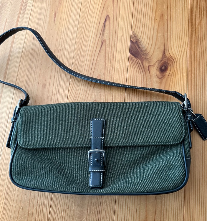 ワンショルダーバッグ型番7763（ブランドバッグ）の商品画像 - 査定依頼日：2026年4月7日 - 最高査定価格：3,000円