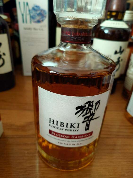 ブロッサムハーモニー2023（お酒）の商品画像 - 査定依頼日：2025年5月19日 - 最高査定価格：39,000円