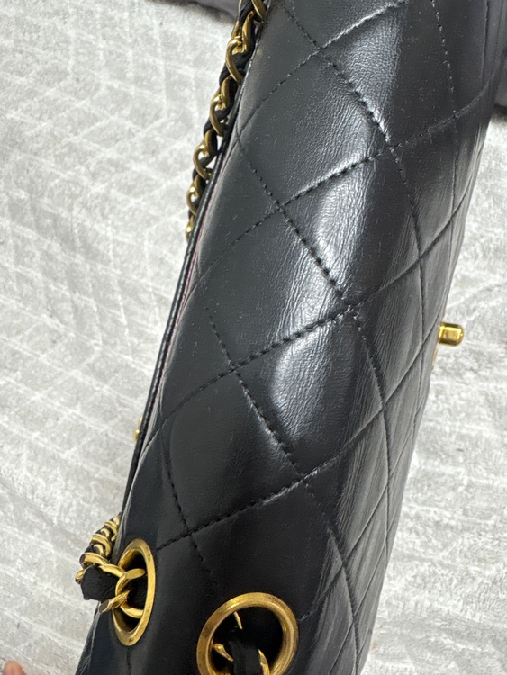 シャネル カンボンライン （ブランドバッグ）の商品画像 - 査定依頼日：2025年10月15日 - 最高査定価格：350,000円