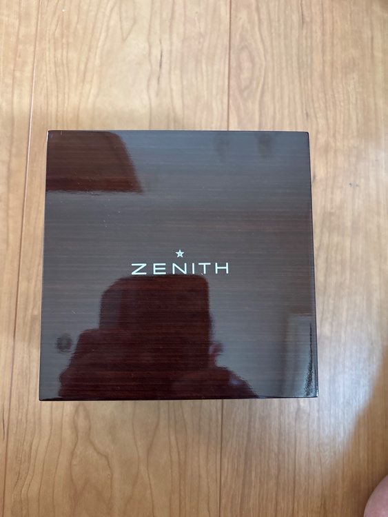 ゼニス エルプリメロ Chronomaster（高級時計）の商品画像 - 査定依頼日：2026年3月30日 - 最高査定価格：700,000円