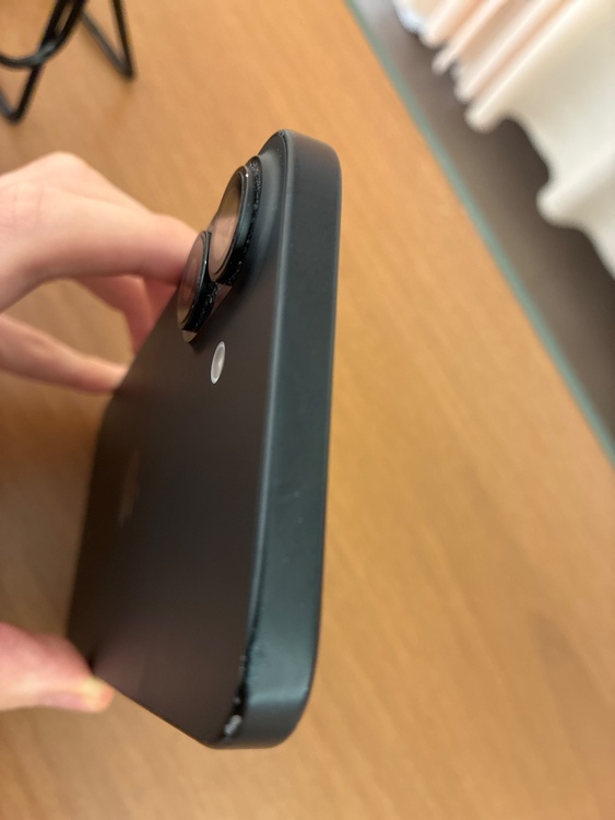iPhone iPhone 16 Plus 256GB SIMフリー（スマホ）の商品画像 - 査定依頼日：2026年5月31日 - 最高査定価格：55,000円