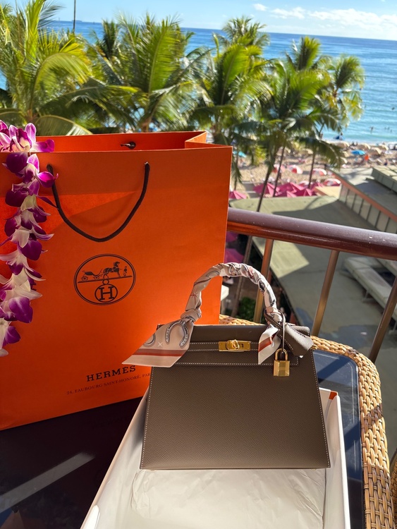 エルメス ケリー （ブランドバッグ）の商品画像 - 査定依頼日：2025年12月17日 - 最高査定価格：3,500,000円