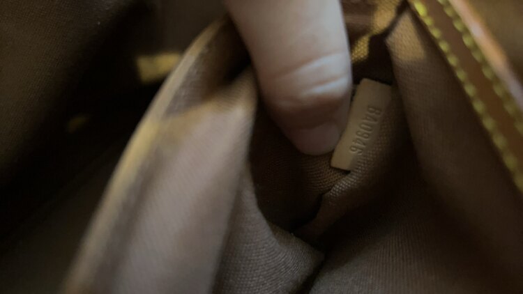 ルイヴィトン モノグラム （ブランドバッグ）の商品画像 - 査定依頼日：2024年10月1日 - 最高査定価格：52,000円