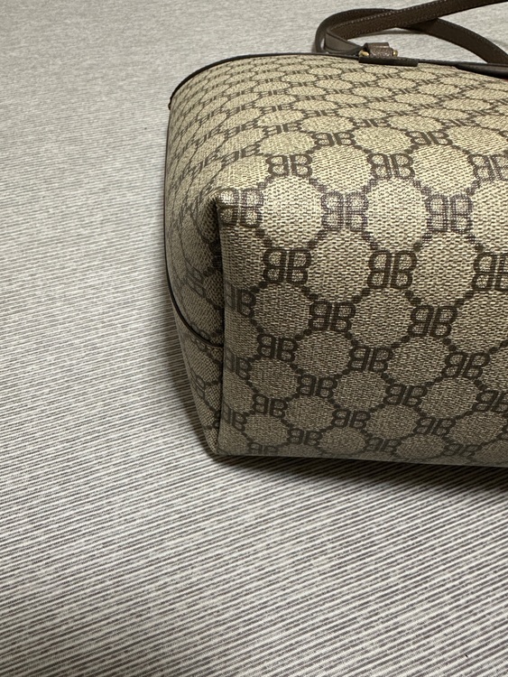 GUCCI×BALENCIAGA/グッチ×バレンシアガ ザ・ハッカープロジェクト（ブランドバッグ）の商品画像 - 査定依頼日：2025年9月22日 - 最高査定価格：138,000円