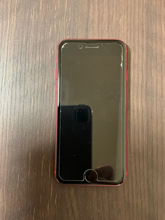 iPhone SE 第2世代　128GB Red（スマホ）の商品画像 - 査定依頼日：2025年5月18日 - 最高査定価格：15,000円