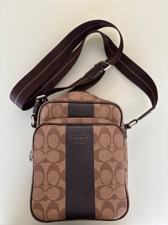 その他 コーチ （ブランドバッグ）の商品画像 - 査定依頼日：2025年7月26日 - 最高査定価格：3,000円