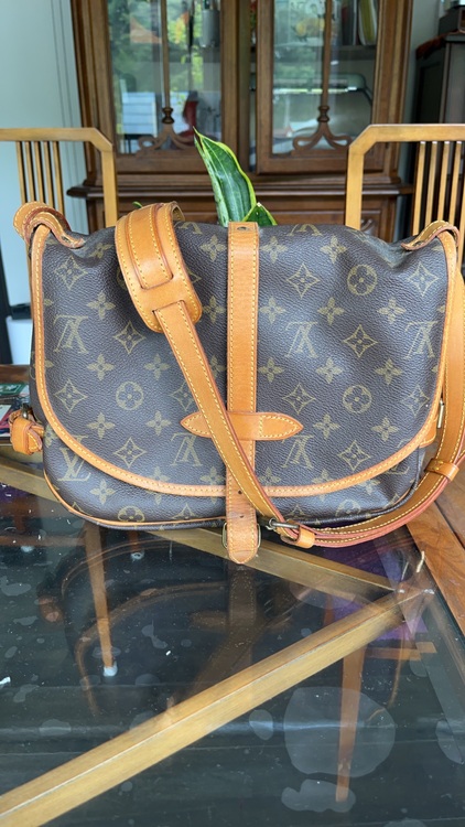 わからないですが、神戸本町のルイビトン店で購入したバッグです。（ブランドバッグ）の商品画像 - 査定依頼日：2025年8月24日 - 最高査定価格：70,000円