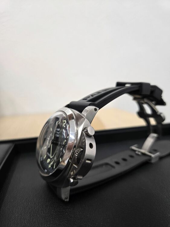 パネライ ルミノール PAM00213（高級時計）の商品画像 - 査定依頼日：2025年8月7日 - 最高査定価格：700,000円