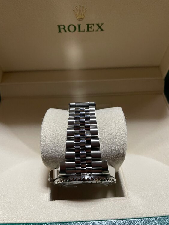 GMTマスター2（高級時計）の商品画像 - 査定依頼日：2025年1月25日 - 最高査定価格：2,800,000円