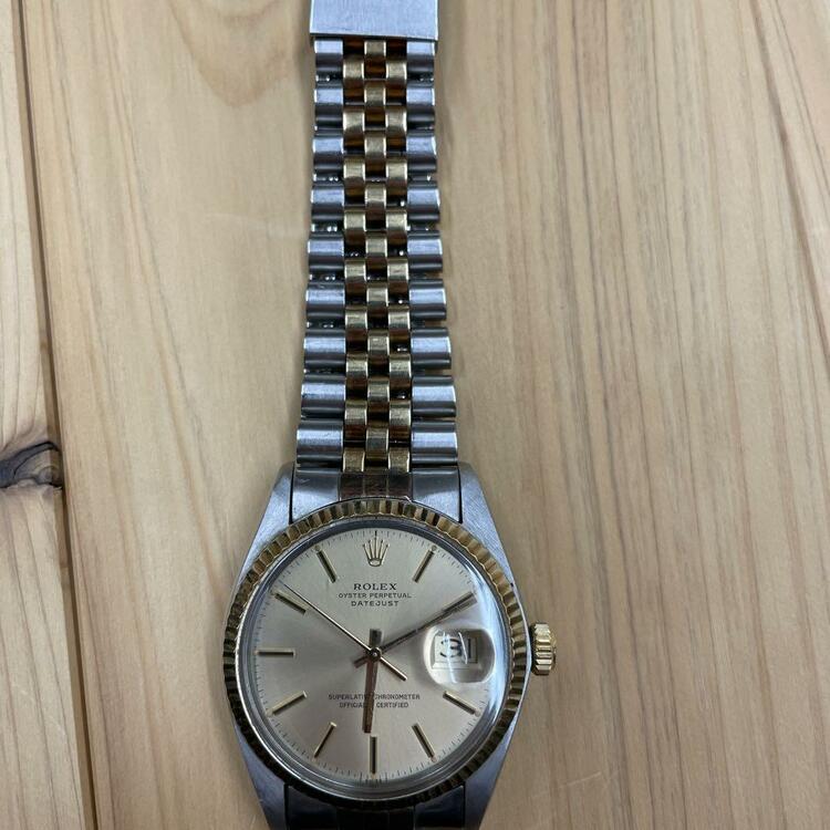 16013（高級時計）の商品画像 - 査定依頼日：2025年3月9日 - 最高査定価格：700,000円