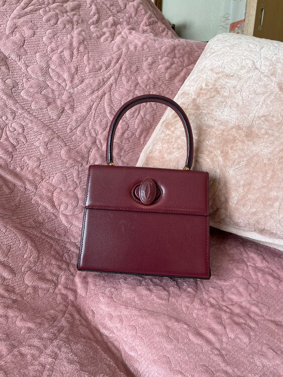 ニューバンブー（ブランドバッグ）の商品画像 - 査定依頼日：2025年3月17日 - 最高査定価格：280,000円