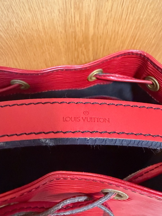 ルイヴィトン エピ （ブランドバッグ）の商品画像 - 査定依頼日：2026年2月15日 - 最高査定価格：50,000円