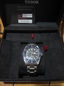 チューダー ブラックベイ 79230b（高級時計）の商品画像 - 査定依頼日：2026年1月21日 - 最高査定価格：500,000円