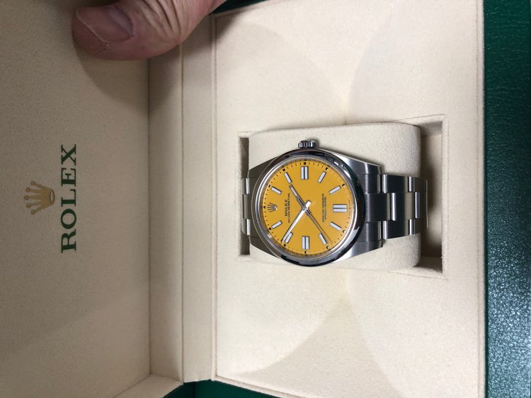 オイスターパーペチュアル41イエロー（高級時計）の商品画像 - 査定依頼日：2023年3月28日 - 最高査定価格：2,100,000円