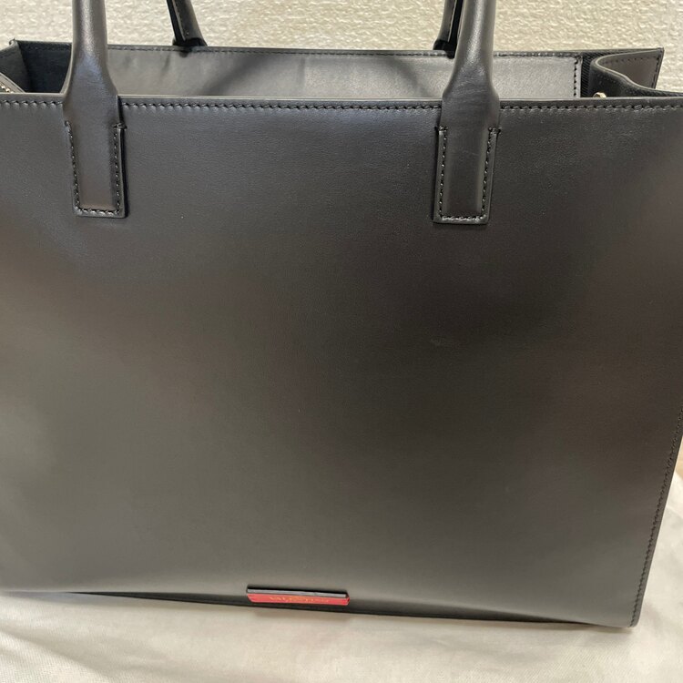 ジバンシィ  （ブランドバッグ）の商品画像 - 査定依頼日：2025年3月18日 - 最高査定価格：60,000円