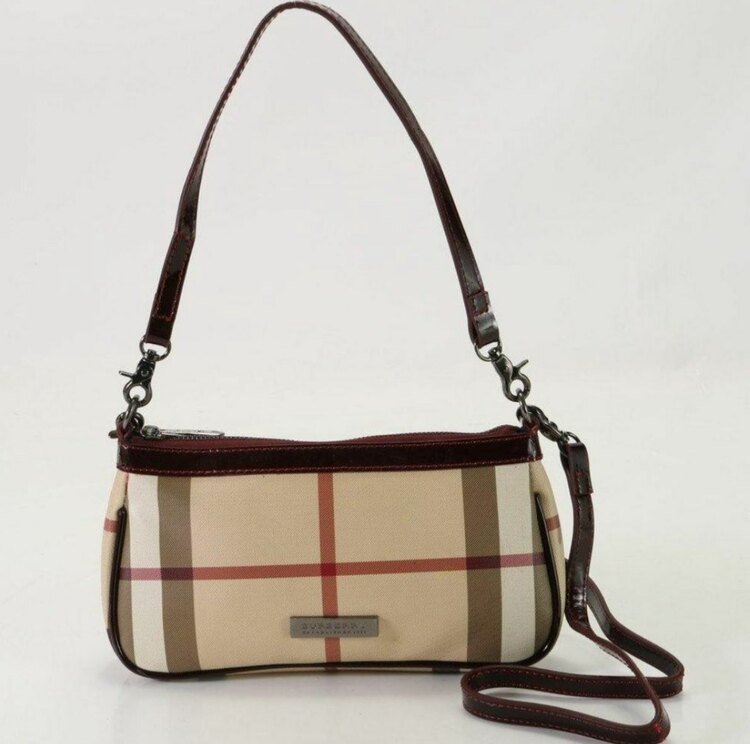 その他 バーバリー （ブランドバッグ）の商品画像 - 査定依頼日：2025年5月31日 - 最高査定価格：23,000円