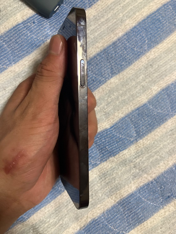 iPhone 12 Pro 128GB SIMフリー（スマホ）の商品画像 - 査定依頼日：2025年10月9日 - 最高査定価格：43,000円