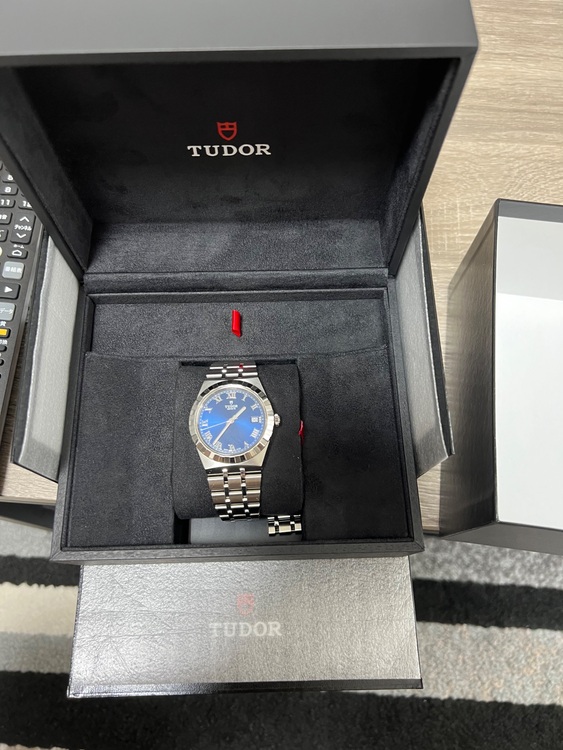 チューダー その他 2850（高級時計）の商品画像 - 査定依頼日：2025年8月22日 - 最高査定価格：300,000円