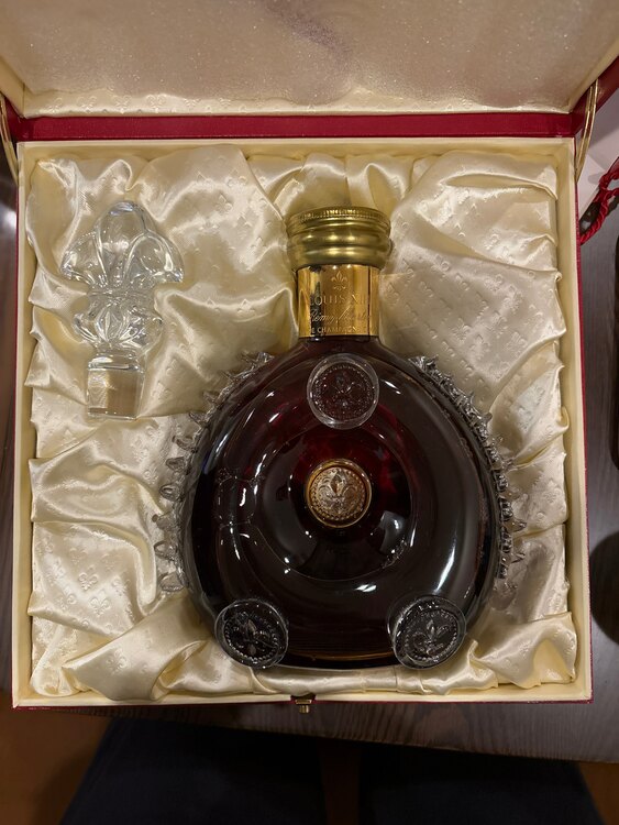 ブランデー レミーマルタン （お酒）の商品画像 - 査定依頼日：2025年4月12日 - 最高査定価格：121,000円