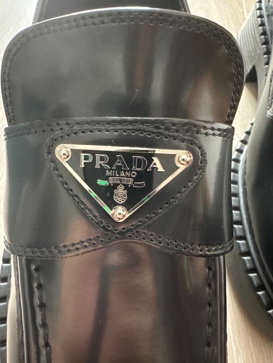 プラダ  （ブランドバッグ）の商品画像 - 査定依頼日：2026年3月29日 - 最高査定価格：25,000円
