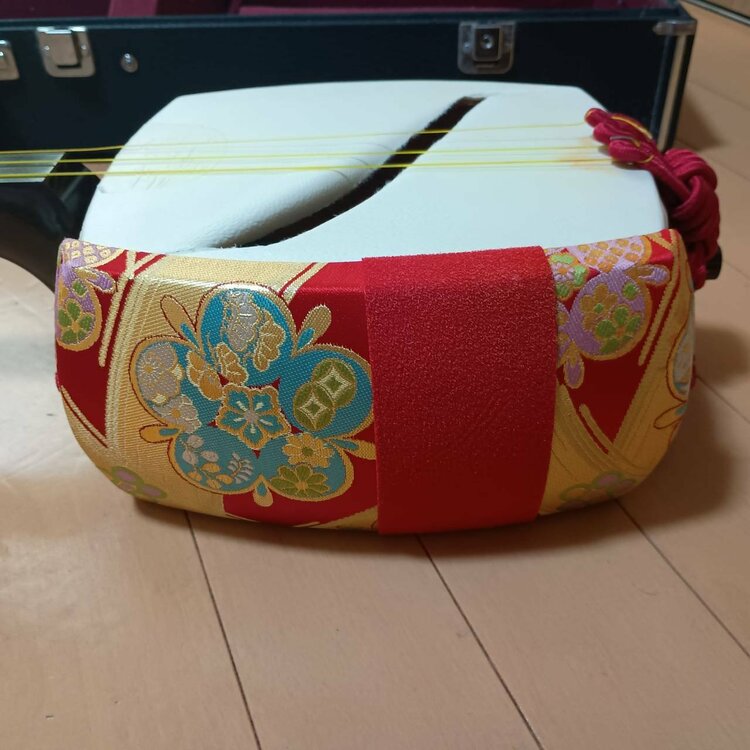 地唄三味線一式（ピアノ・楽器・PA機材）の商品画像 - 査定依頼日：2026年8月23日 - 最高査定価格：31,000円