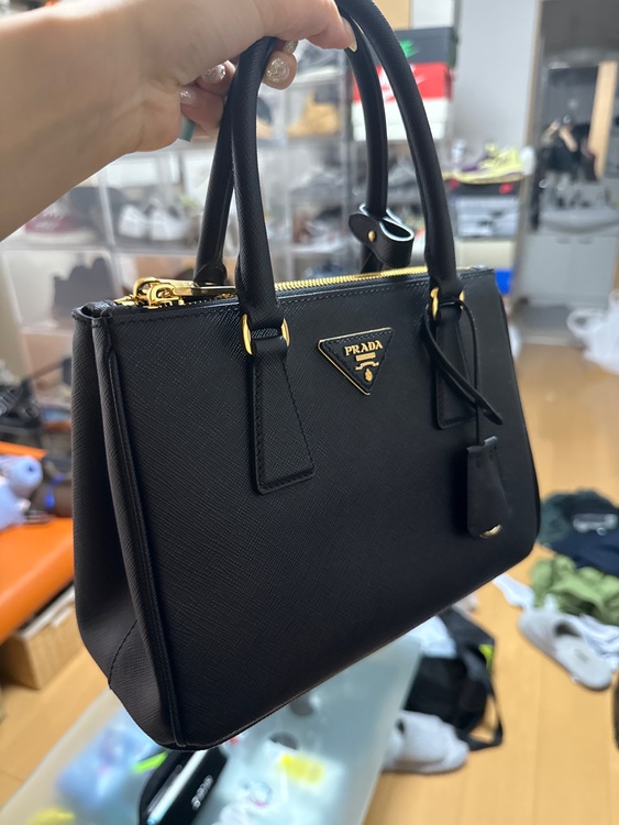 プラダ  （ブランドバッグ）の商品画像 - 査定依頼日：2025年7月24日 - 最高査定価格：160,000円