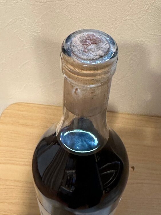 レジェンド・オブ・キューバン・ラム　Pre-1962  45%（お酒）の商品画像 - 査定依頼日：2025年4月6日 - 最高査定価格：28,000円