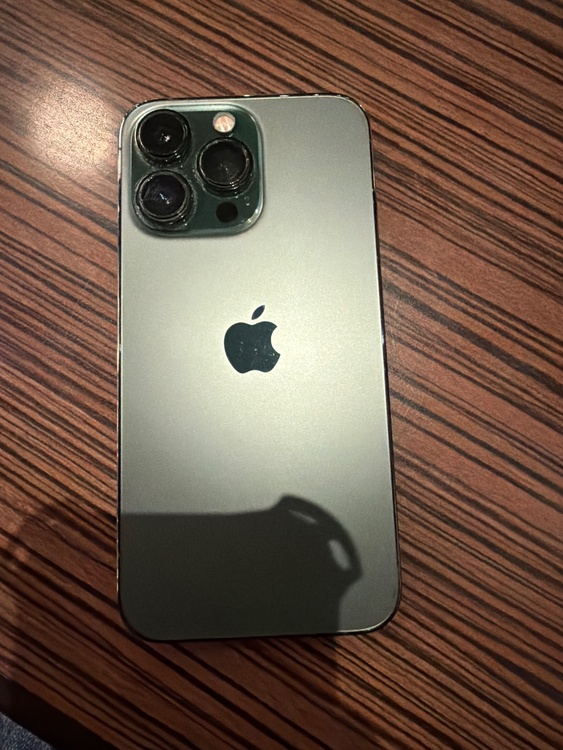 iPhone 13 Pro 256GB Softbank（スマホ）の商品画像 - 査定依頼日：2026年4月2日 - 最高査定価格：43,000円