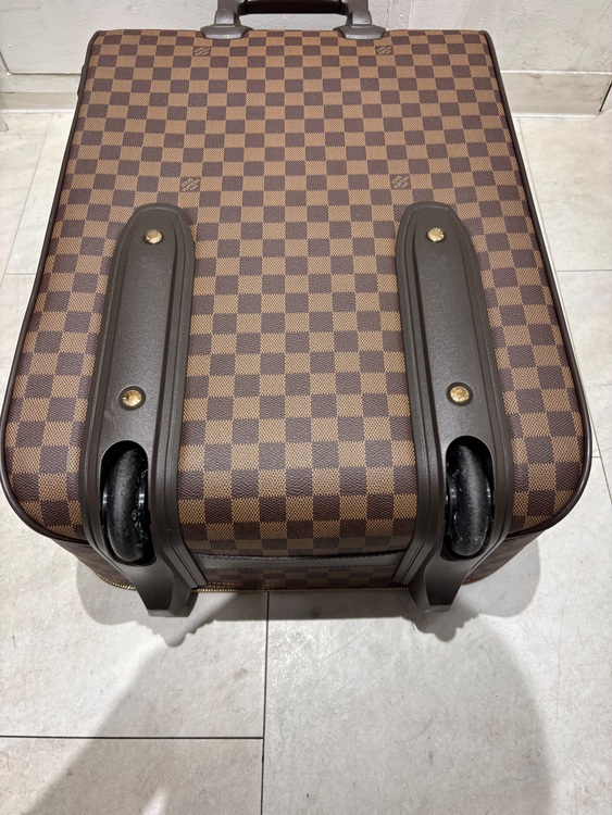 ペガス55（ブランドバッグ）の商品画像 - 査定依頼日：2025年9月7日 - 最高査定価格：90,000円