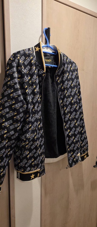 FENDI（古着・ファッション）の商品画像 - 査定依頼日：2025年12月4日 - 最高査定価格：100,000円