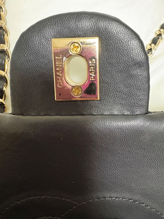 トップハンドル ミニ クラシック ハンドバッグ（ブランドバッグ）の商品画像 - 査定依頼日：2026年2月4日 - 最高査定価格：650,000円