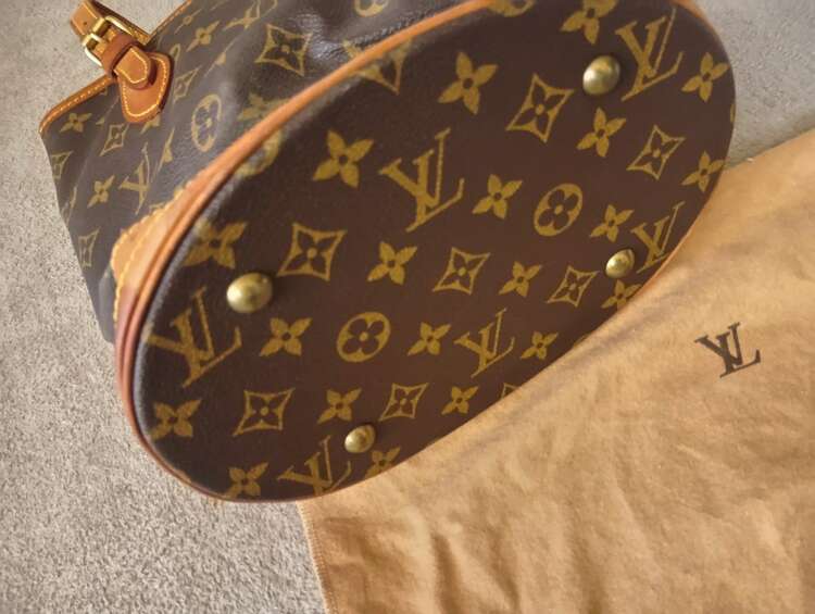 ルイヴィトン モノグラム （ブランドバッグ）の商品画像 - 査定依頼日：2025年5月1日 - 最高査定価格：30,000円