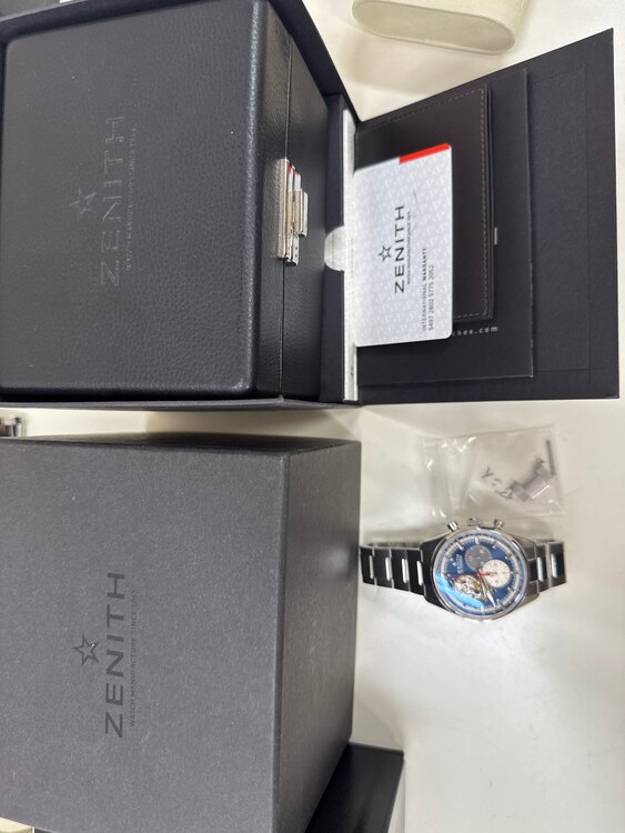 エルプリメロ　クロノマスター（高級時計）の商品画像 - 査定依頼日：2025年5月29日 - 最高査定価格：550,000円