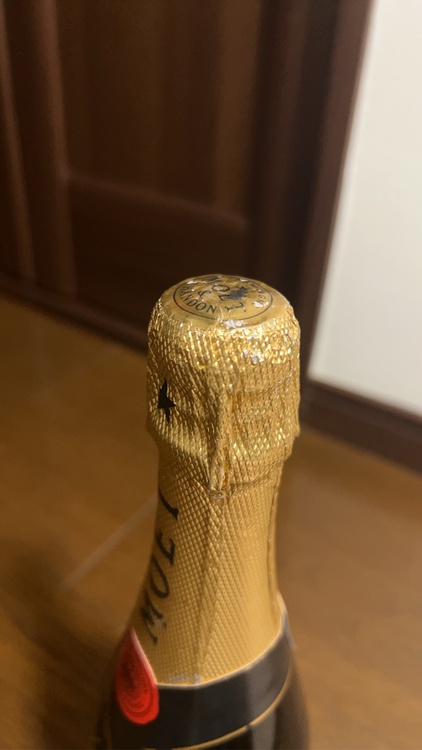 シャンパン モエ・エ・シャンドン （お酒）の商品画像 - 査定依頼日：2026年4月19日 - 最高査定価格：1,500円