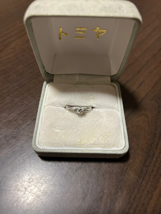 ダイヤモンド（金・貴金属）の商品画像 - 査定依頼日：2025年4月2日 - 最高査定価格：250,000円