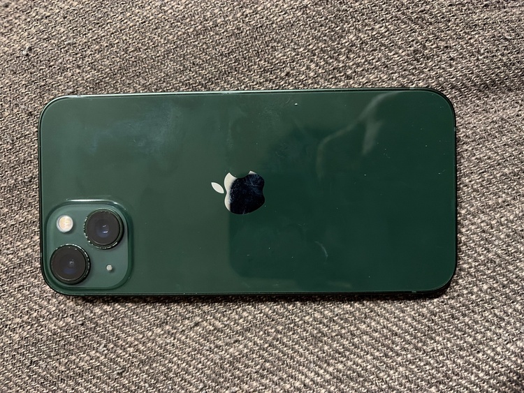 iPhone iPhone 13 128GB 楽天モバイル（スマホ）の商品画像 - 査定依頼日：2026年6月2日 - 最高査定価格：34,000円
