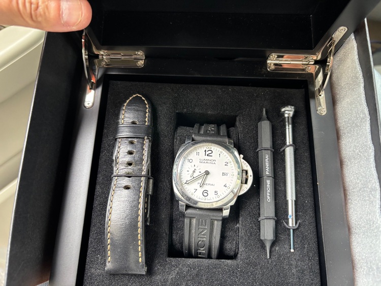 パネライ ルミノール PAM00499（高級時計）の商品画像 - 査定依頼日：2025年10月25日 - 最高査定価格：560,000円