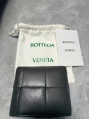 マキシイントレチャート 二つ折り財布　グレー　レザー（ブランド財布・小物）の商品画像 - 査定依頼日：2025年11月26日 - 最高査定価格：30,000円