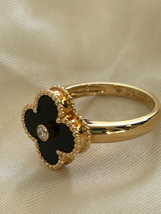 ヴァンクリーフ＆アーペル  アルハンブラ リング K18YG／オニキ（金・貴金属）の商品画像 - 査定依頼日：2025年12月18日 - 最高査定価格：300,000円