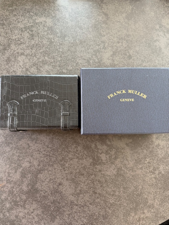 フランクミュラー ロングアイランド （高級時計）の商品画像 - 査定依頼日：2026年2月10日 - 最高査定価格：600,000円