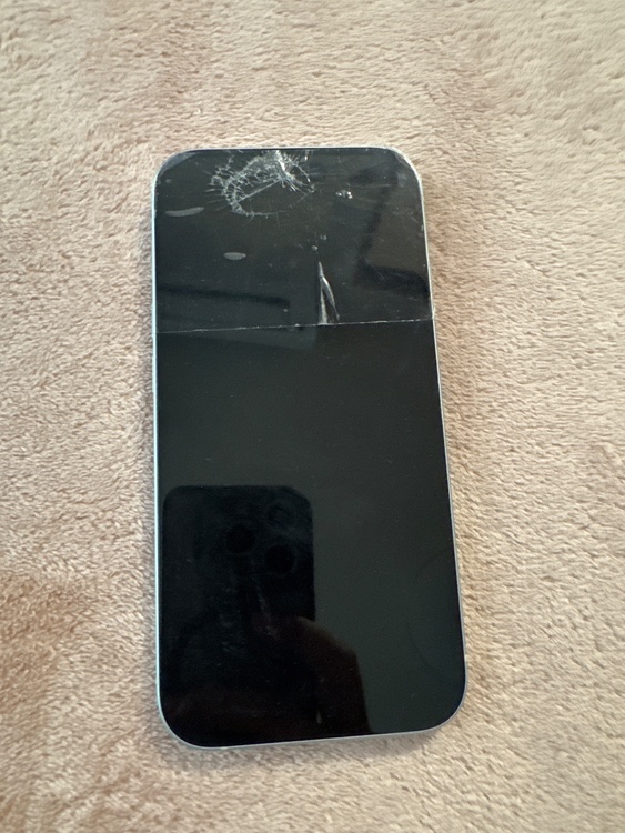 iPhone iPhone 15 128GB SIMフリー（スマホ）の商品画像 - 査定依頼日：2026年7月15日 - 最高査定価格：38,000円