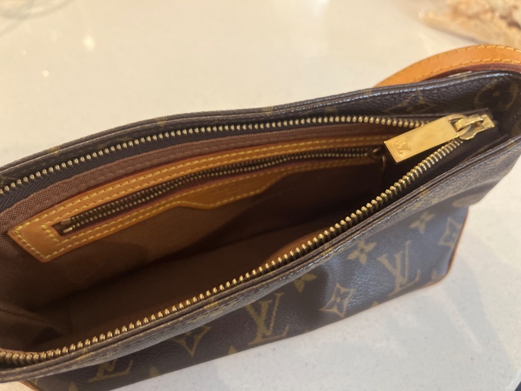 トロターショルダー（ブランドバッグ）の商品画像 - 査定依頼日：2025年8月22日 - 最高査定価格：80,000円