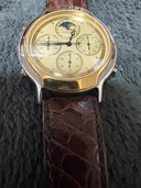 GUCCI ムーンフェイズ クロノグラフ（高級時計）の商品画像 - 査定依頼日：2025年12月19日 - 最高査定価格：15,000円