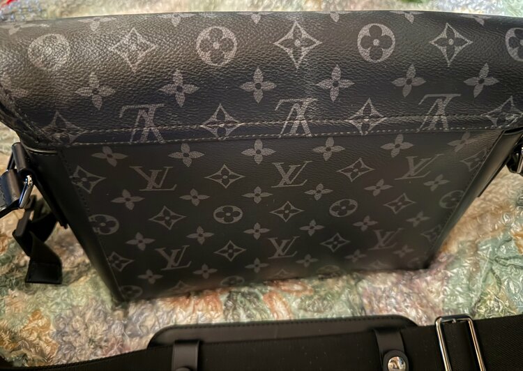 メッセンジャー･ヴォワヤージュ PM　M40511（ブランドバッグ）の商品画像 - 査定依頼日：2025年12月12日 - 最高査定価格：200,000円