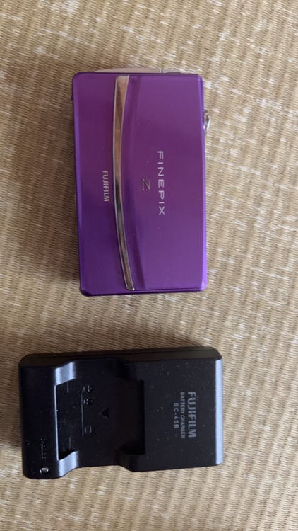 Finepix Z90（カメラ）の商品画像 - 査定依頼日：2025年8月29日 - 最高査定価格：3,000円