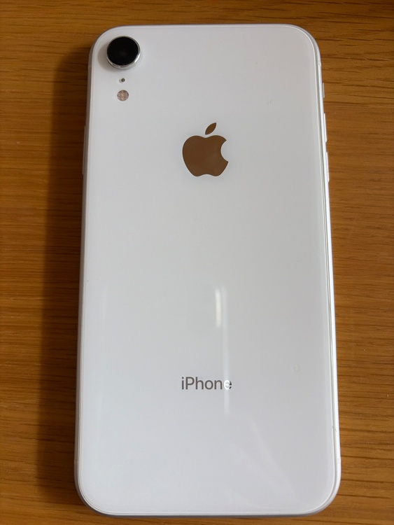 iPhoneXR 64GB SIMフリー（スマホ）の商品画像 - 査定依頼日：2026年3月28日 - 最高査定価格：14,000円