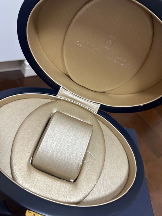 アヴェニュークラシック？（高級時計）の商品画像 - 査定依頼日：2026年1月16日 - 最高査定価格：2,180,000円