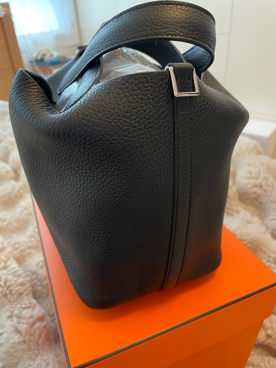 エルメス ピコタン （ブランドバッグ）の商品画像 - 査定依頼日：2026年1月31日 - 最高査定価格：500,000円